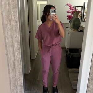 Mandala Women’s V-Neck Scrub Top & Jogger Set in Dusty Mauve